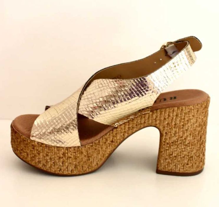 Sandalias RUIKA dourado