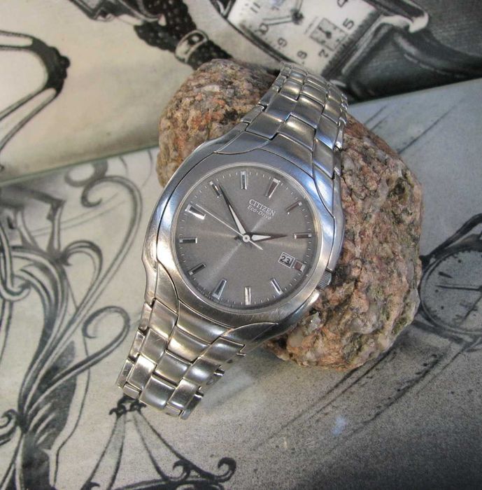 Zegarek CITIZEN Eco drive data STAL Super stan 39 mm Quartz Japan