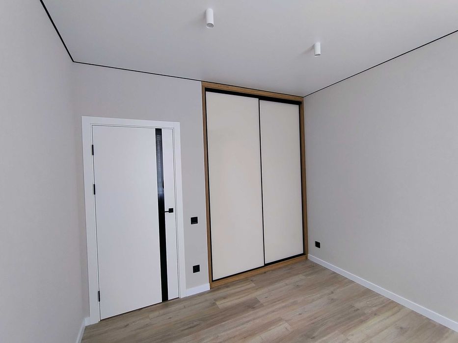 ЖК Варшавський 2, 3к квартира з ремонтом. Олександра Олеся 9-А