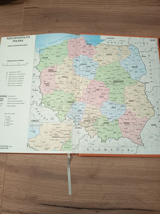 Kalendarz książkowy A4 dzienny na 2026  rok