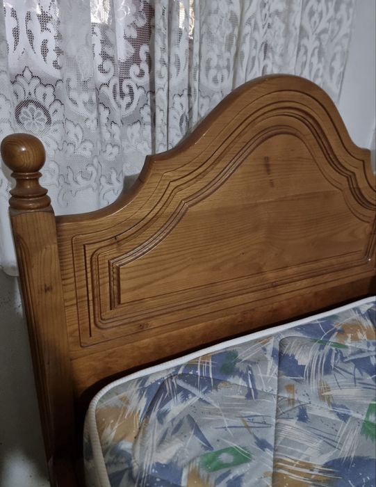 Cama solteiro com colchão