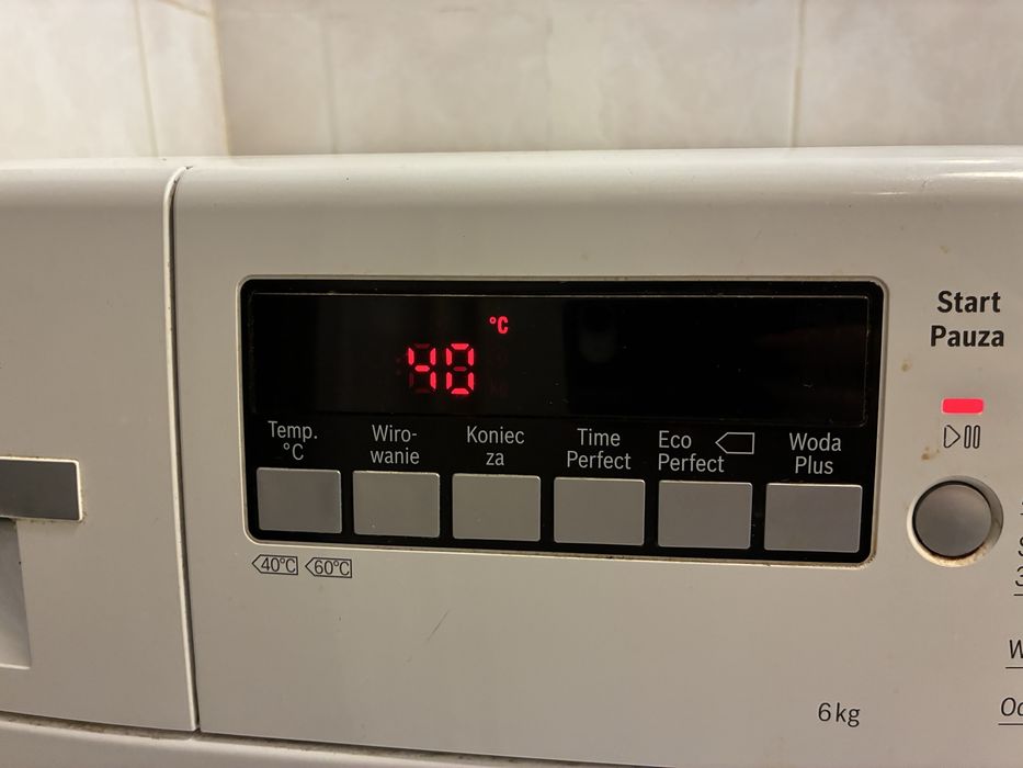 ZAREZERWOWANE Pralka Bosch Serie 2  VarioPerfect