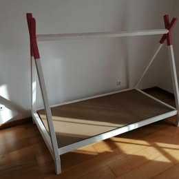 Cama Tipi em madeira s/ colchão