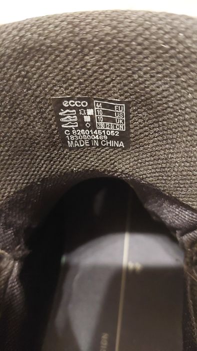 Оригінальні черевики ECCO  з технологією Gore-Tex
