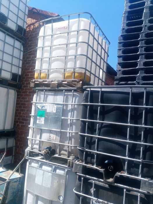 Mauzery mauser zbiorniki 1000i600 litr