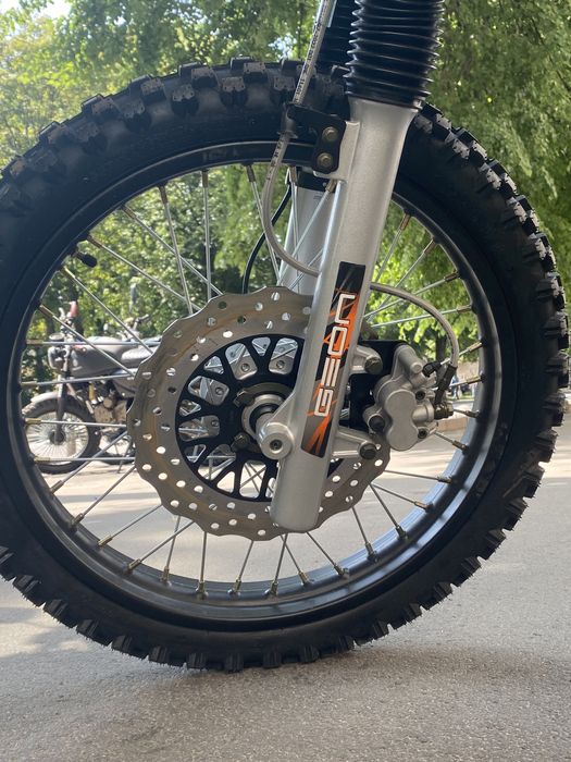 Мотоцикл GEON X-ROAD 250/ X-ROAD 250 light