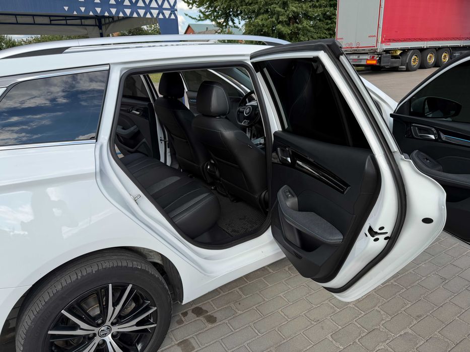 Електромобіль MG 5 EV Long Range 61.1 kWh • 2023 • 89 000 км