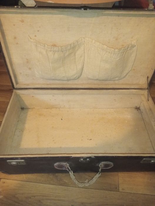 Stara walizka skórzana retro USA Fibre