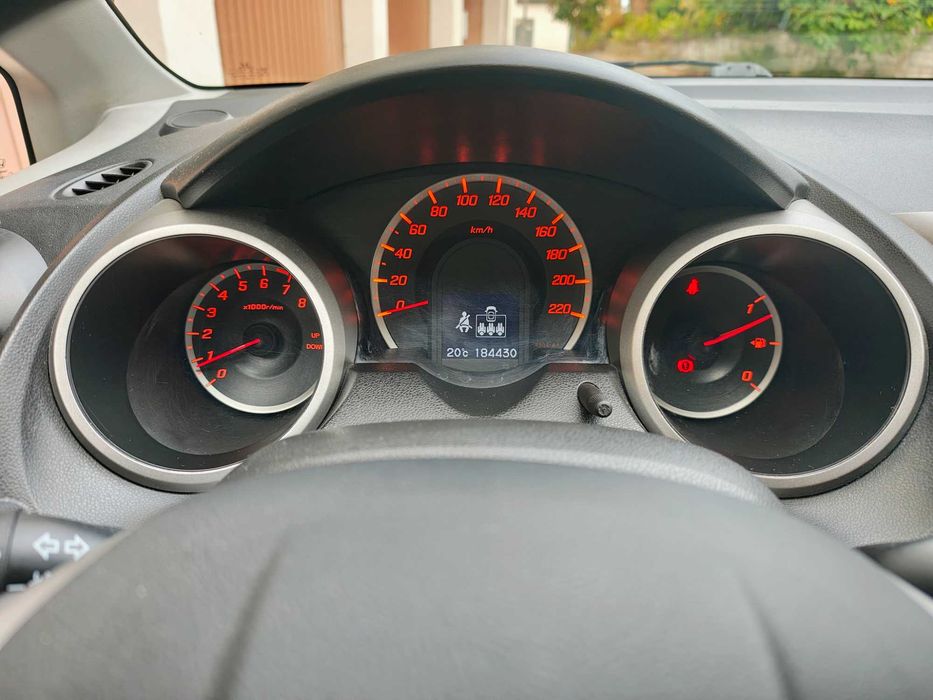 Honda Jazz 1.2 – 2010 | Ótimo estado | Fiável e Económico