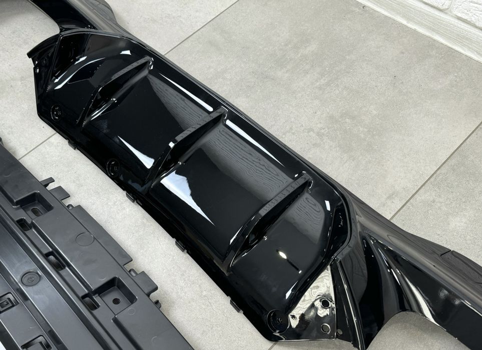 Диффузор накладка на бампер BMW 5 G30 на м пакет бмв г M5 черный