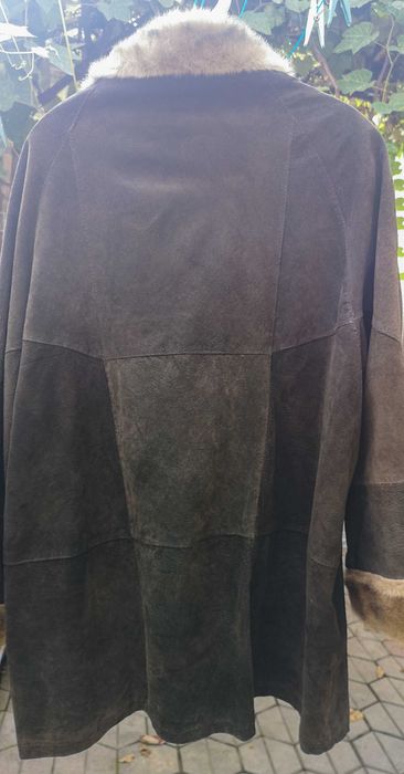 Шкіряна куртка великого розміру