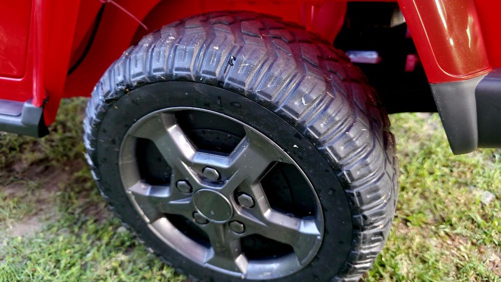 Дитячий двомісний електромобіль джип Jeep Rubicon M 5740EBLR