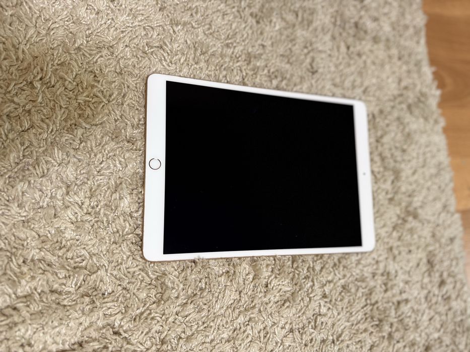 Продам iPad Air 3 Gen 256 Gb Gold