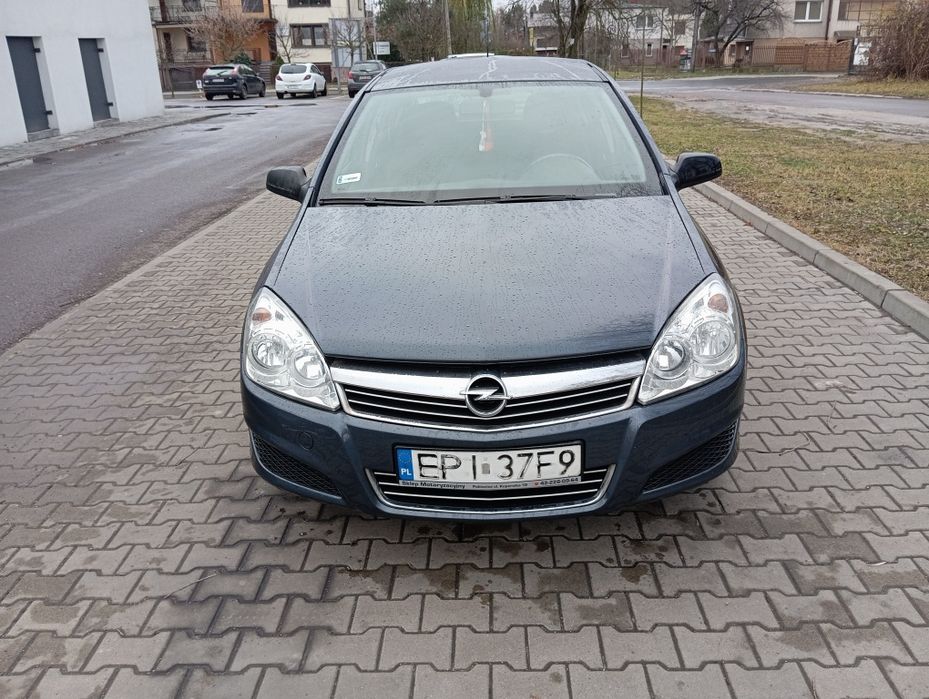 Opel Astra 1.4 Benzyna *  Bez Korozji * Nowe hamulce *