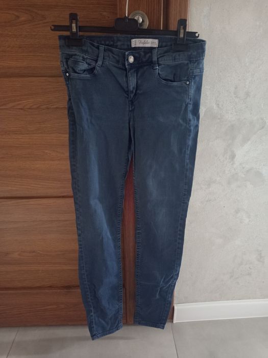 Spodnie legginsy damskie rozm XS Zara