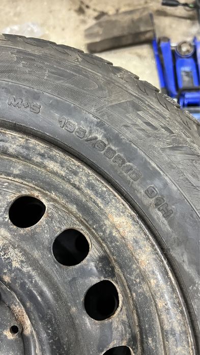 Продам зимові колеса р15