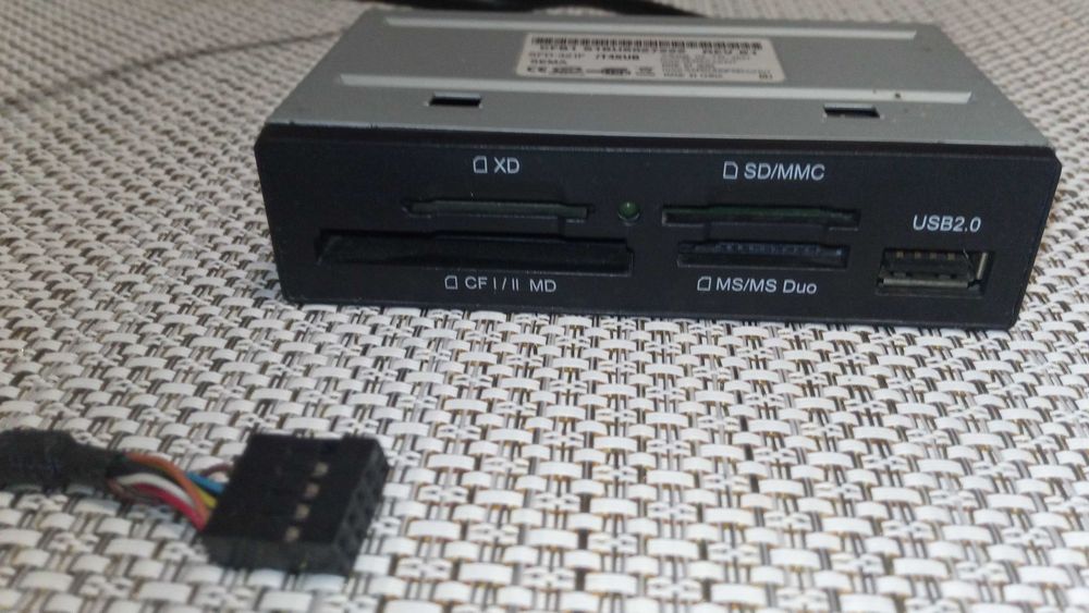 Czytnik kart SAMSUNG ALL-in-ONE SEMA SFD-321F