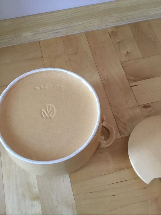 Ceramiczny garnek/ waza  z pokrywka Bolesławiec