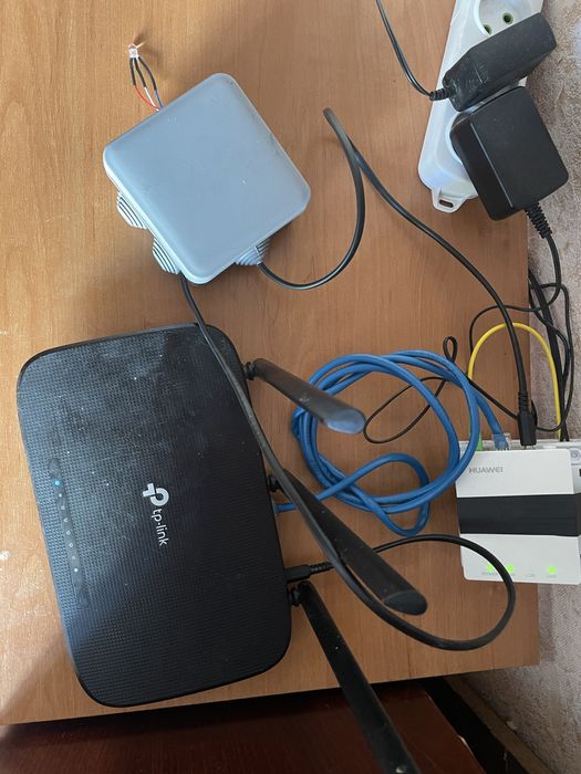 Продам ИБП для роутера без света, электричества 9 и 12 вольт