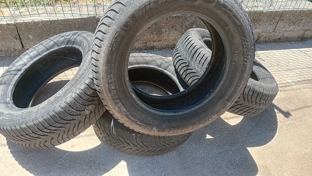 4 Pneus em bom estado