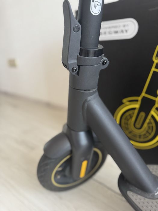 Ninebot KickScooter Max G30E II самокат