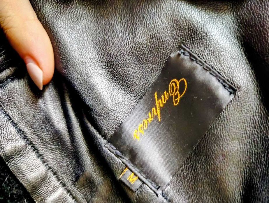 Тепла дублянка з чорнобурки