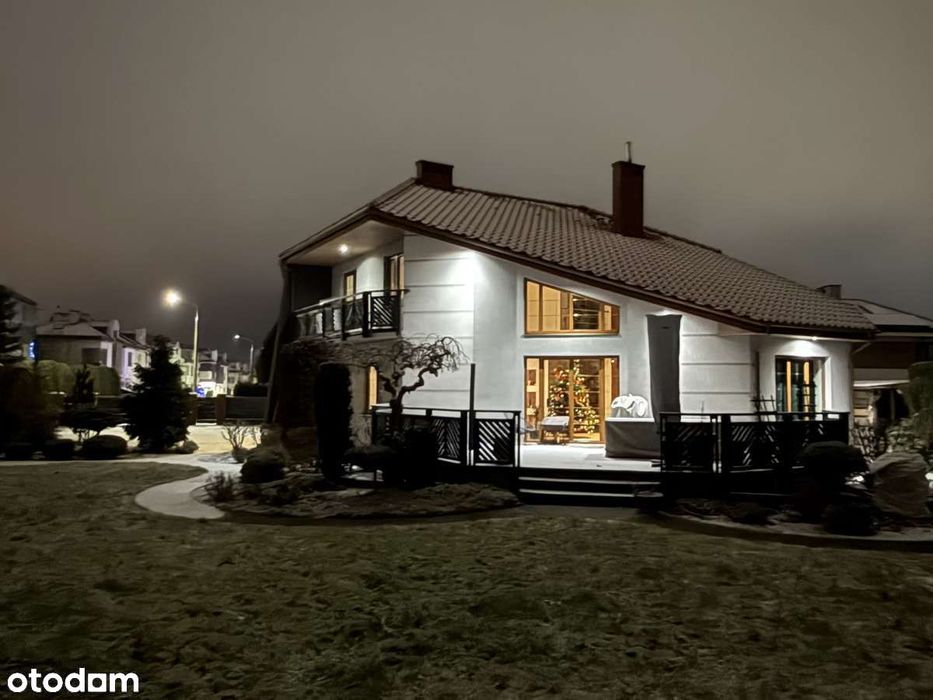 Dom 256 m² z ogrodem na działce 1432m2 w prestiżowej części Radomia