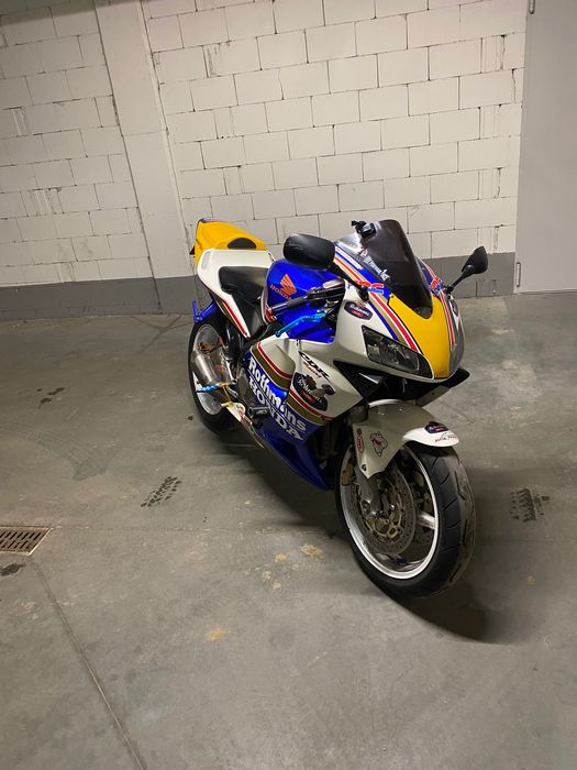 Honda CBR600rr pc37 2004r.