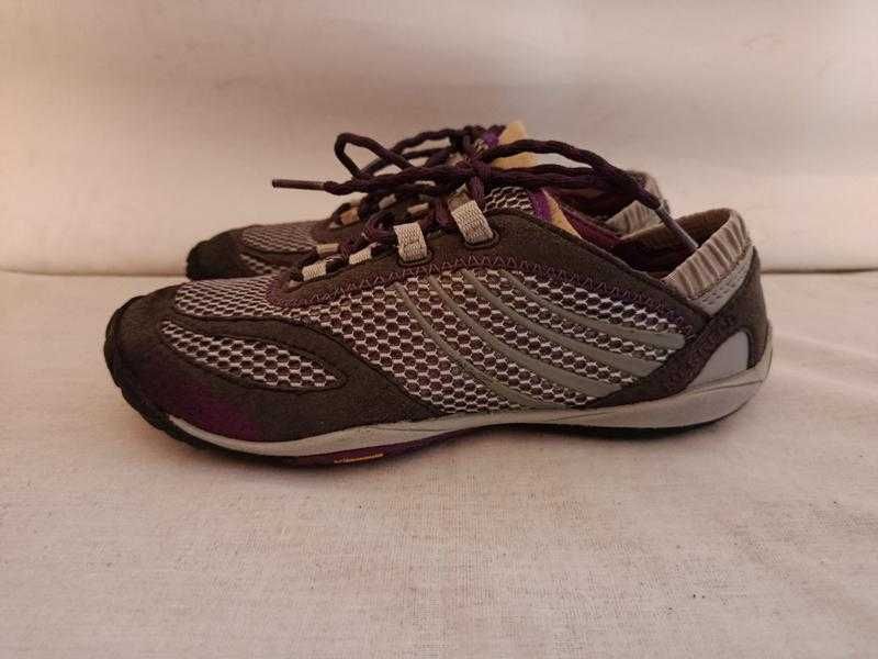 Жіночі кросівки Merrell Barefoot 35.5 р.