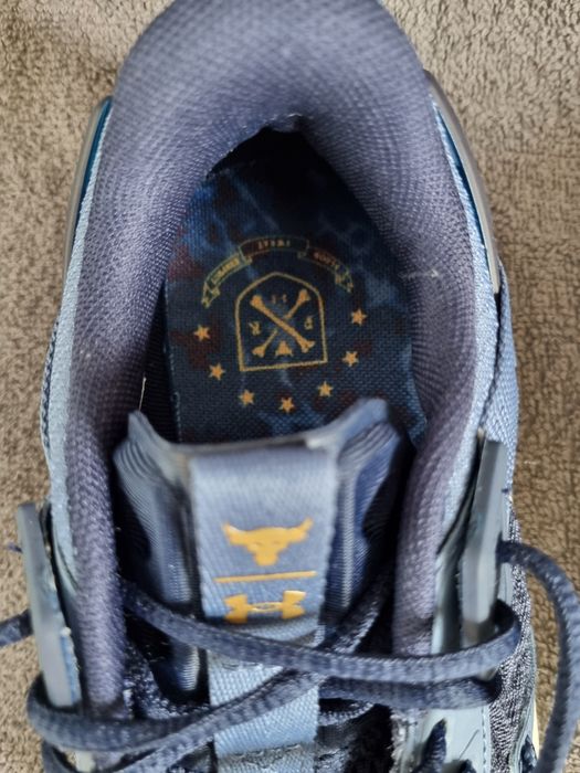 Buty Under Armour 38 24cm