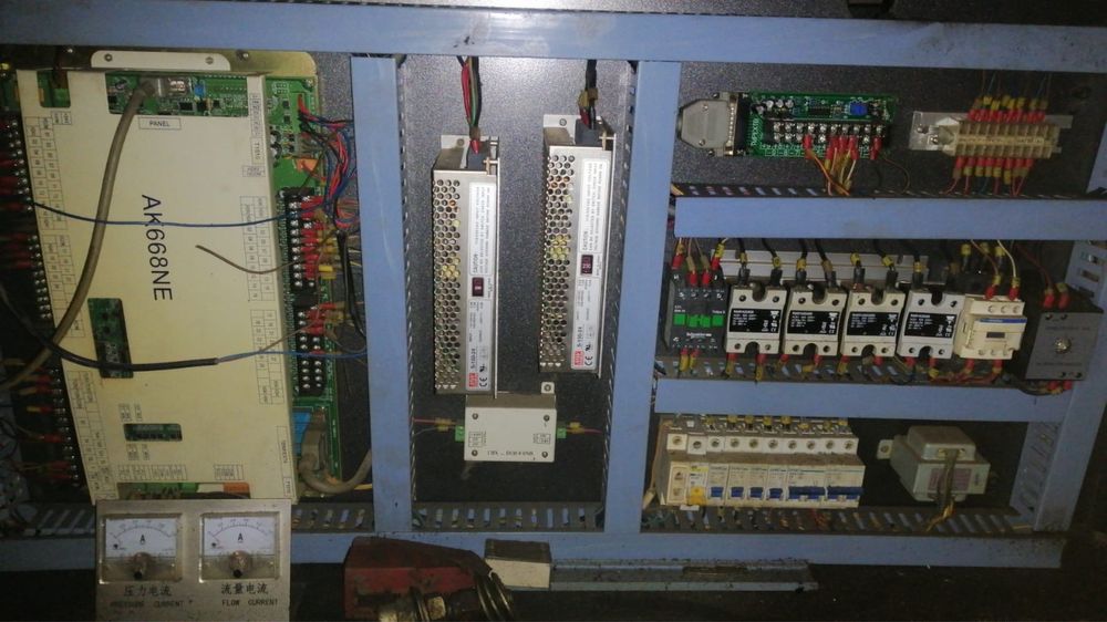 Термопластавтомат ТПА