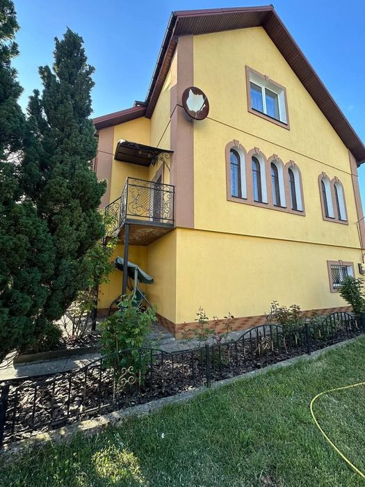 Продам будинок у м.Шептицький
