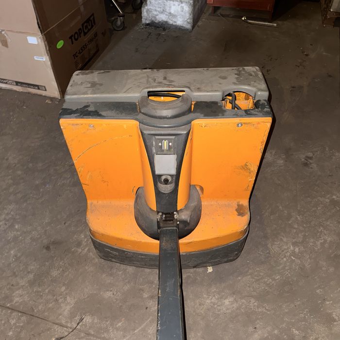 Podnośnik elektryczny Paleciak Akumulatorowy Jungheinrich EJE 120