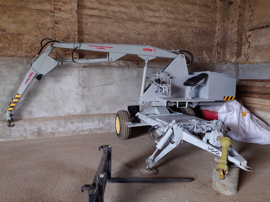 Ładowacz Cyklop t214