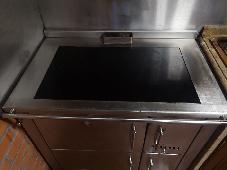 Fogão a lenha de inox em vitroceramica