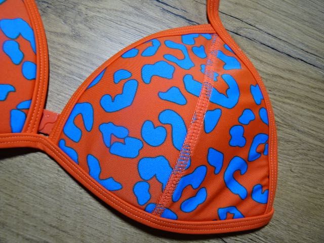 Góra bikini trójkąty usztywniany wiązany 12-13 l