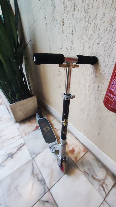 Oxelo Scooter.