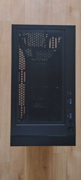 Корпус для пк Vinga Pillar