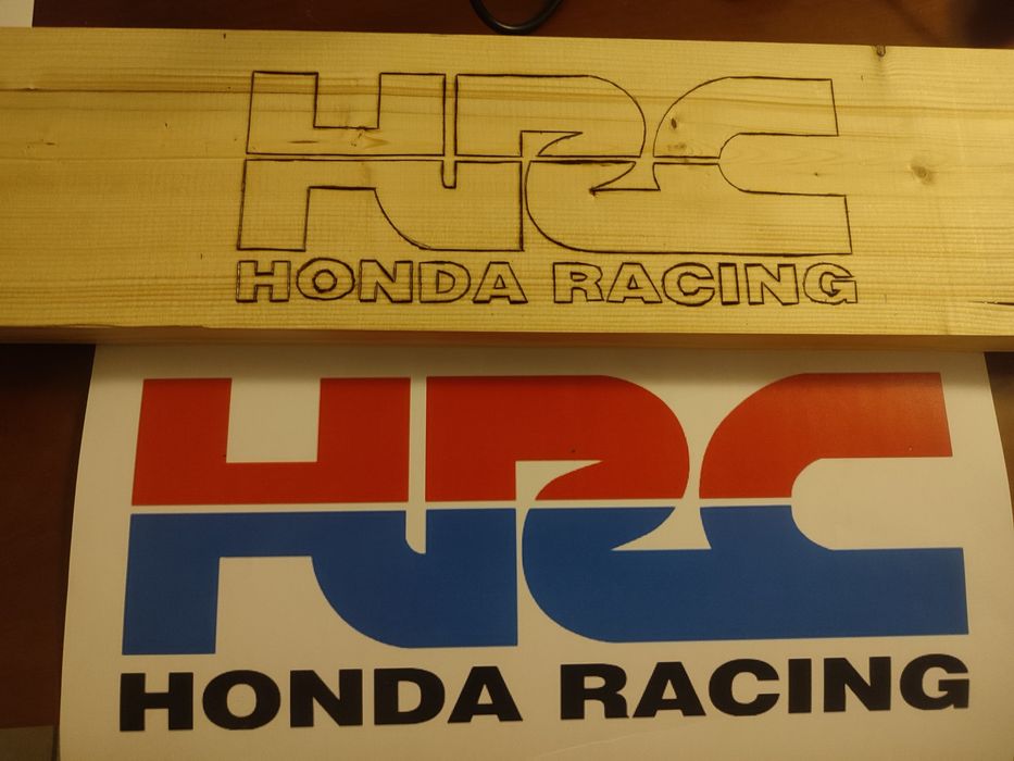 Cabides ou Chaveiros em Pirografria pintado