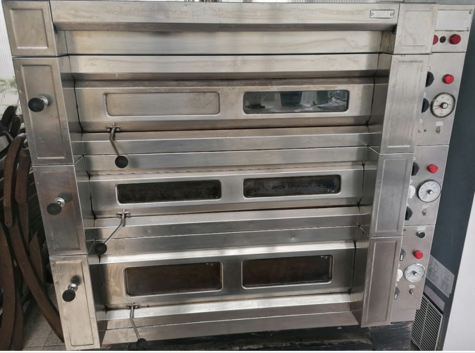 Forno Rikena em bom estado