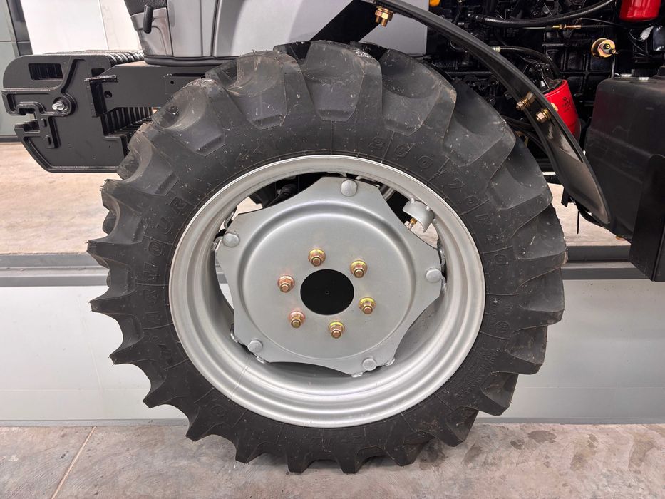 Трактор Скаут TE-504C з кондиціонером