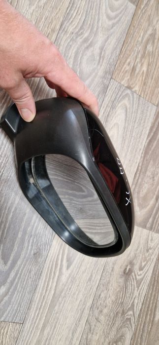 Правое зеркало на Мидсубисси аутлендер 2