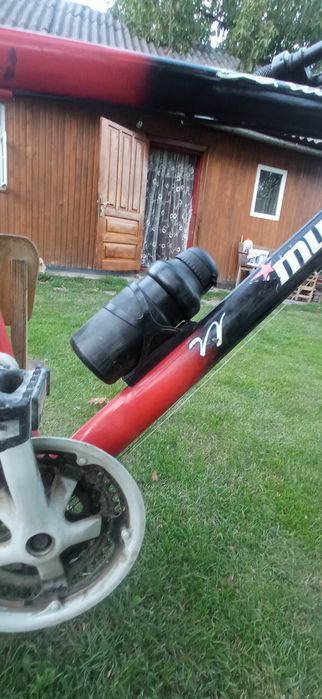 Велосипед  з пляшкою