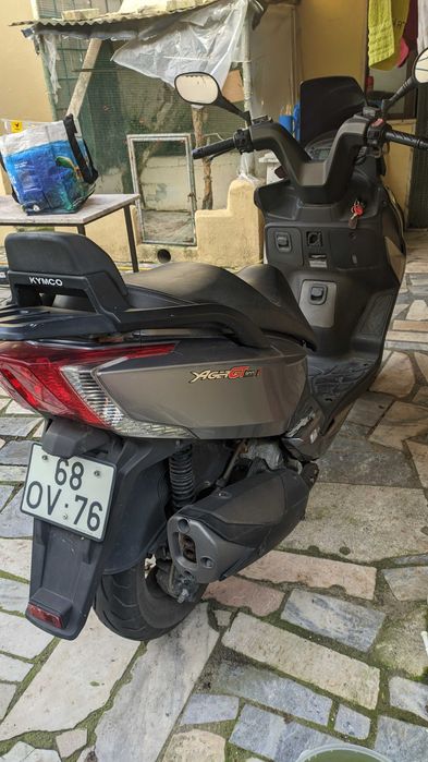 Vendo scooter em bom estado