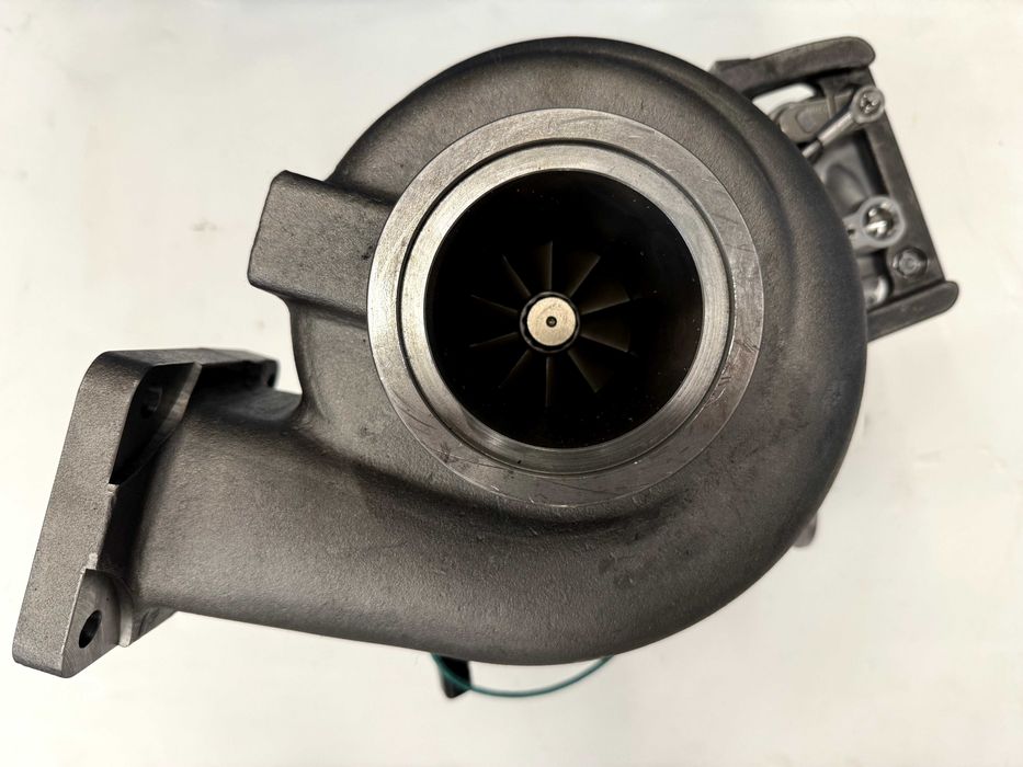 Nowa Turbosprężarka John Deere 8400, 8500,8600, 9420R
9470R, 9470RT