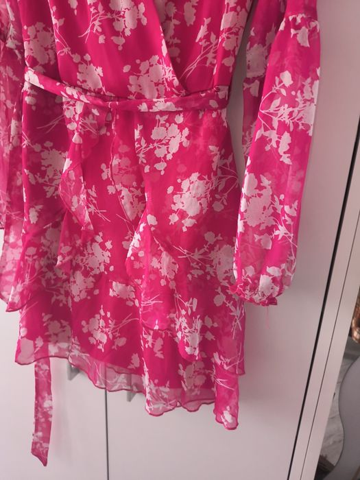 Sprzedam śliczną sukienkę