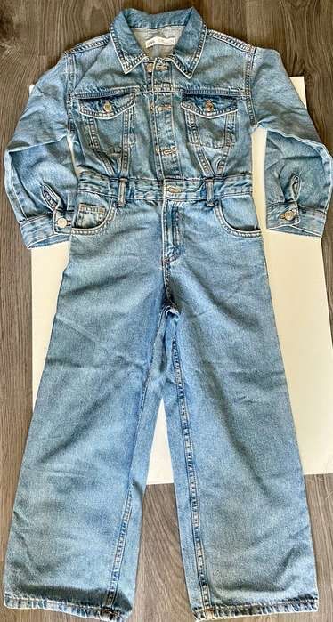 Джинсовый комбинезон Zara
