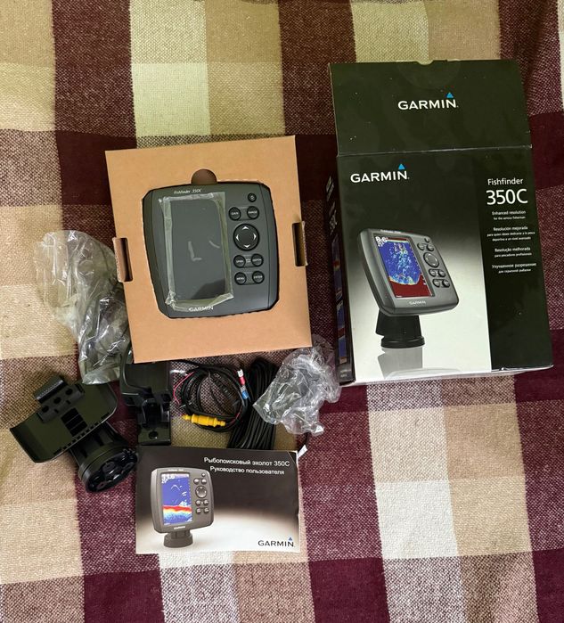Эхолот Garmin Fishfinder 350c