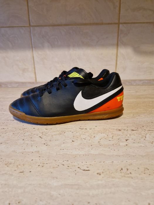 Halówki nike Tiempox r 38