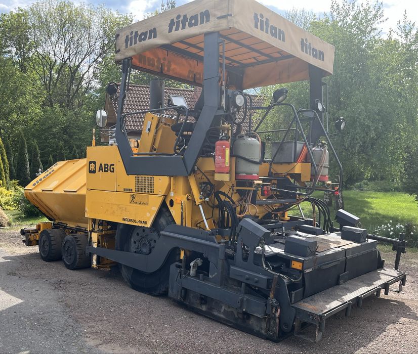 Rozściełacz asfaltu ABG TITAN 455